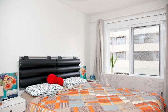 Quarto de apartamento à venda com 1 quarto, 42m² em Rio Branco, Porto Alegre