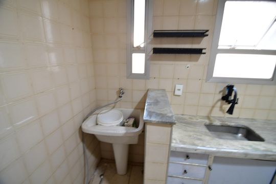 Cozinha/Área de serviço de apartamento para alugar com 1 quarto, 45m² em Vila Itapura, Campinas