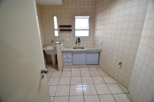 Cozinha/Área de serviço de apartamento para alugar com 1 quarto, 45m² em Vila Itapura, Campinas