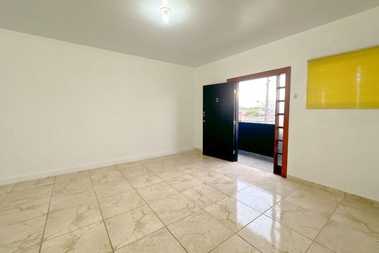 Sala/Quarto de kitnet/studio para alugar com 1 quarto, 50m² em Ceniro Martins, São José