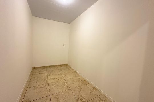 Quarto 1 de apartamento para alugar com 2 quartos, 50m² em Ceniro Martins, São José