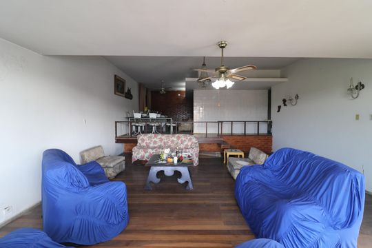 Casa à venda com 3 quartos, 520m² em Jardim Guanabara, Rio de Janeiro