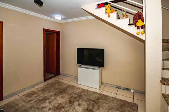 Casa à venda com 2 quartos, 62m² em Vila Jardim Leblon, Belo Horizonte
