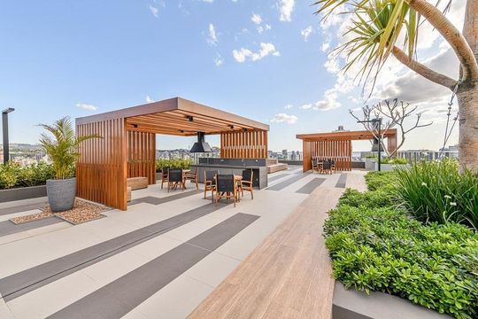 Área externa de kitnet/studio para alugar com 1 quarto, 25m² em Farroupilha, Porto Alegre