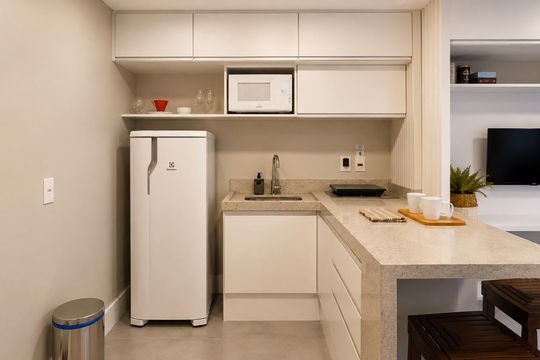 Cozinha de kitnet/studio para alugar com 1 quarto, 25m² em Farroupilha, Porto Alegre