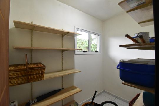 Área de Serviço de casa de condomínio para alugar com 4 quartos, 380m² em Ganchinho, Curitiba