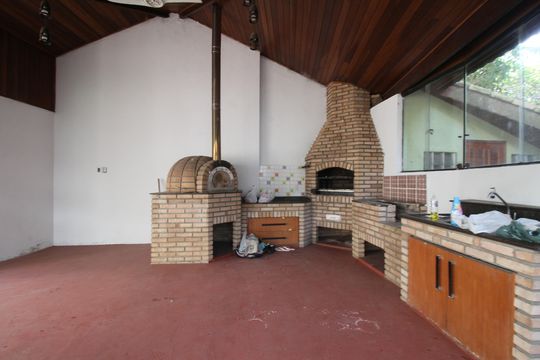 Quintal de casa à venda com 1 quarto, 155m² em Jardim Londrina, São Paulo
