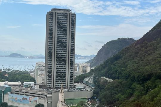 Vista de apartamento para alugar com 3 quartos, 100m² em Botafogo, Rio de Janeiro