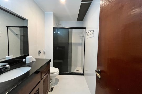 Banheiro social de apartamento para alugar com 3 quartos, 100m² em Botafogo, Rio de Janeiro