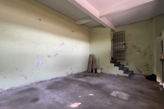 Garagem de casa à venda com 3 quartos, 300m² em Vila Rosalia, Guarulhos