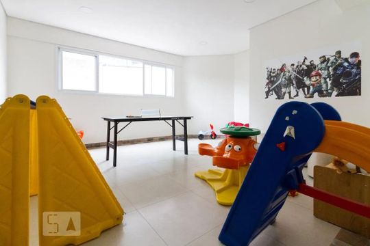 Área comum de apartamento para alugar com 3 quartos, 72m² em Vila Osasco, Osasco