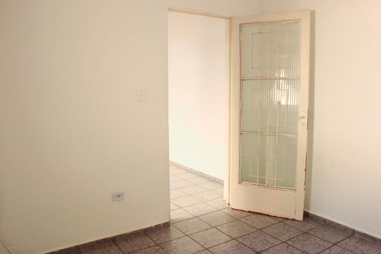 Quarto de casa para alugar com 1 quarto, 60m² em Cocaia, Guarulhos