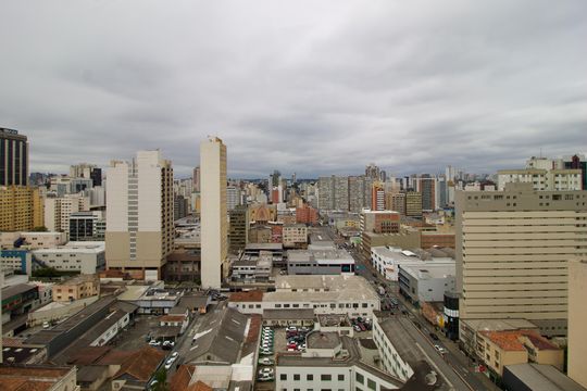 Quarto 2 - Vista de apartamento para alugar com 2 quartos, 53m² em Centro, Curitiba