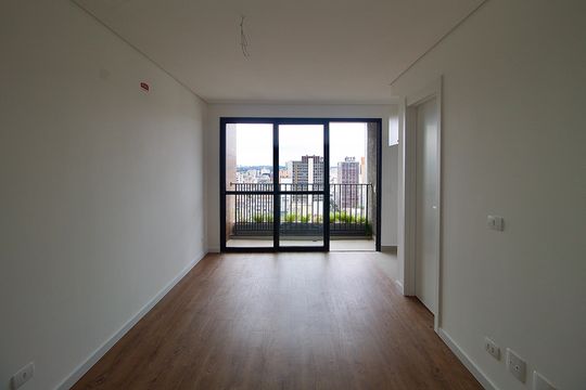 Apartamento para alugar com 2 quartos, 53m² em Centro, Curitiba