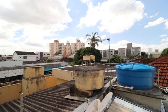 Vista de kitnet/studio para alugar com 1 quarto, 20m² em Martins, Uberlândia