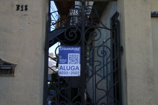 Placa de casa para alugar com 2 quartos, 100m² em Vista Alegre, Rio de Janeiro