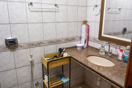 Casa à venda com 4 quartos, 345m² em Qs 5, Brasília