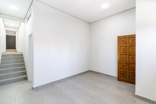 Casa para alugar com 2 quartos, 75m² em Vila Guarani (zona Sul), São Paulo
