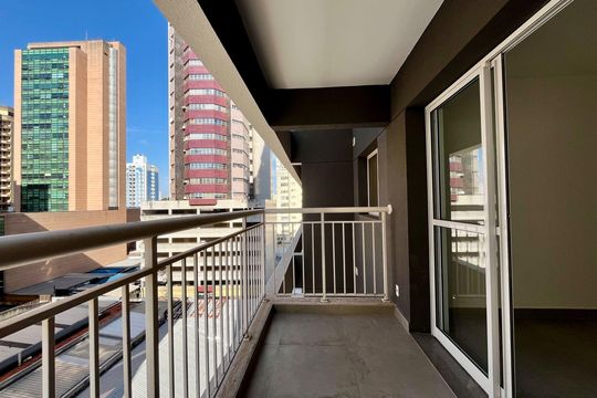 Sacada de apartamento à venda com 1 quarto, 40m² em Centro, Campinas