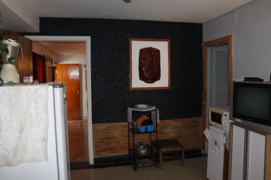 Casa à venda com 5 quartos, 500m² em Parque Amazonia, Goiânia