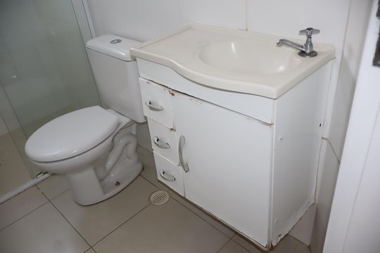 Banheiro de apartamento à venda com 2 quartos, 81m² em Vila Alpina, São Paulo