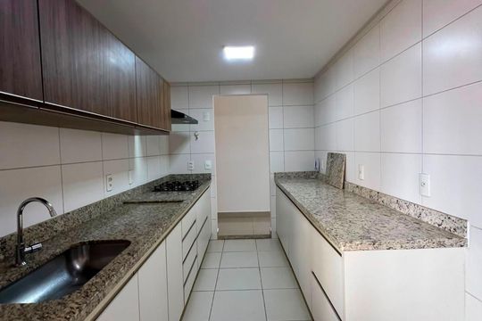 Cozinha de apartamento para alugar com 3 quartos, 88m² em Jundiaí, Anápolis