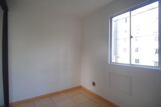 Quarto 2 de apartamento à venda com 2 quartos, 38m² em Canudos, Novo Hamburgo