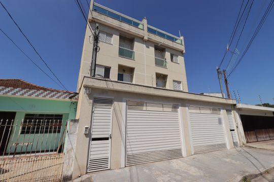 Fachada de apartamento à venda com 2 quartos, 80m² em Vila Lucinda, Santo André