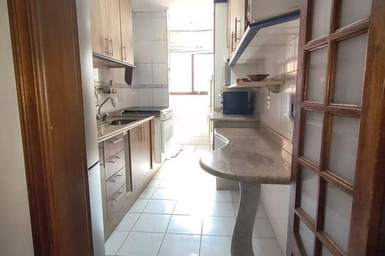 Cozinha de apartamento à venda com 3 quartos, 75m² em Vila Apiai, Santo André