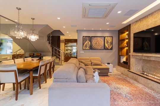 Casa de Condomínio à venda com 3 quartos, 214m² em Morro Santana, Porto Alegre