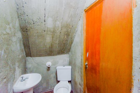 Banheiro de casa à venda com 2 quartos, 20m² em Vila Operária, Guarulhos