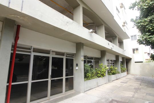 Fachada de apartamento para alugar com 1 quarto, 60m² em Vila Nova, Cabo Frio