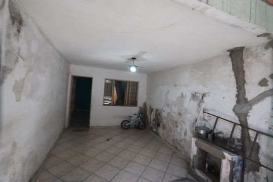 Garagem de casa para alugar com 2 quartos, 163m² em Vila Alzira, São Paulo