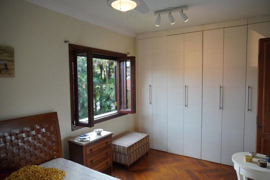 Suite 1 de casa de condomínio à venda com 3 quartos, 363m² em Morada dos Pássaros, Barueri