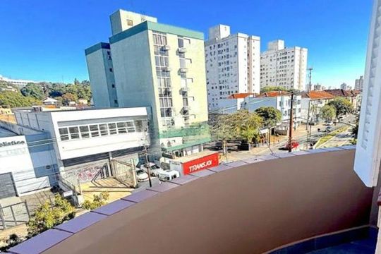 Varanda de apartamento à venda com 2 quartos, 45m² em Santana, Porto Alegre