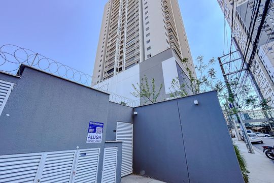 Fachada com Plaquinha de apartamento para alugar com 2 quartos, 74m² em Tatuapé, São Paulo