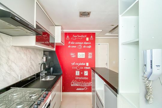 Cozinha  de apartamento à venda com 2 quartos, 47m² em Jardim Santo Onofre, São Paulo