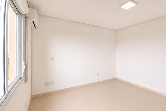 Quarto de apartamento para alugar com 2 quartos, 73m² em Jansen, Gravataí