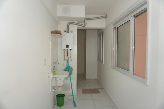 Lavanderia de apartamento para alugar com 3 quartos, 125m² em Jardim Santa Barbara, Embu das Artes