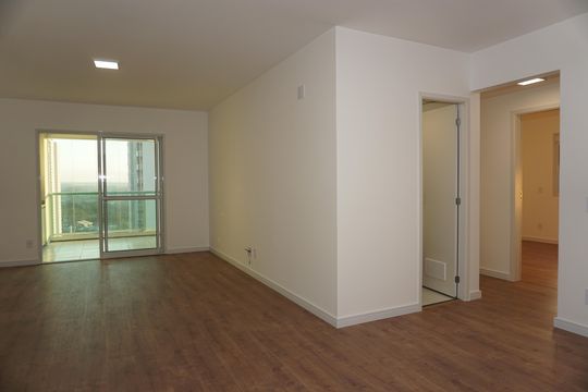 Apartamento para alugar com 3 quartos, 125m² em Jardim Santa Barbara, Embu das Artes