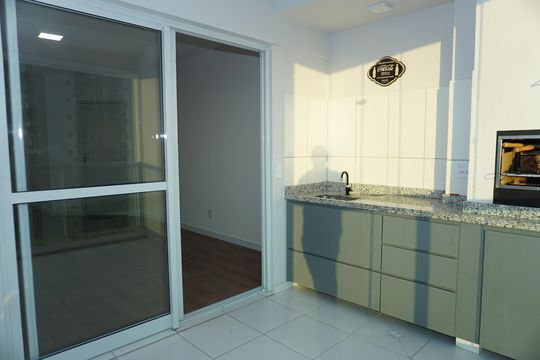 Varanda de apartamento para alugar com 3 quartos, 125m² em Jardim Santa Barbara, Embu das Artes