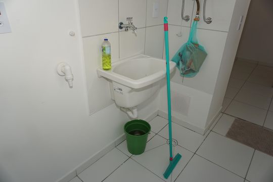 Lavanderia de apartamento para alugar com 3 quartos, 125m² em Jardim Santa Barbara, Embu das Artes
