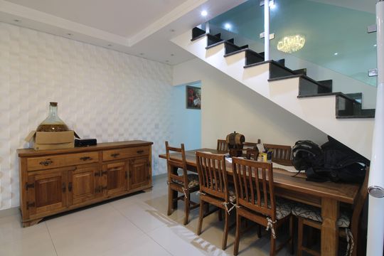 Sala de casa à venda com 3 quartos, 220m² em Jardim Matarazzo, São Paulo