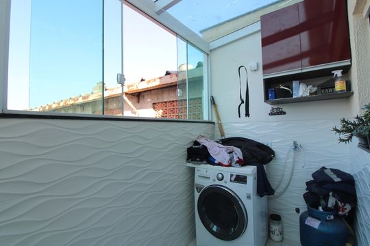 Área de Serviço de casa à venda com 3 quartos, 220m² em Jardim Matarazzo, São Paulo