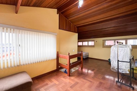 Sótão  de casa para alugar com 3 quartos, 247m² em Jardim Copacabana, São Bernardo do Campo