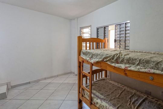 Quarto de casa para alugar com 1 quarto, 40m² em Vila Clarice, São Paulo