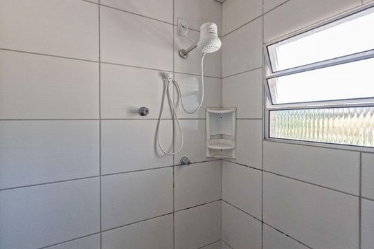 Banheiro de casa para alugar com 1 quarto, 40m² em Vila Clarice, São Paulo