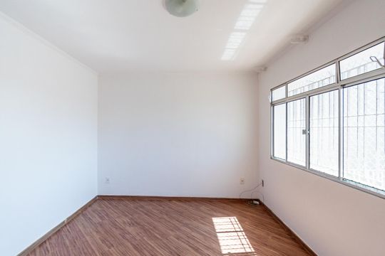 Casa para alugar com 2 quartos, 90m² em Vila Guarani (zona Sul), São Paulo