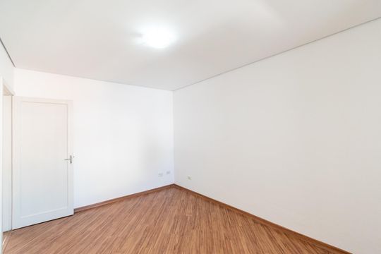 Casa para alugar com 2 quartos, 90m² em Vila Guarani (zona Sul), São Paulo