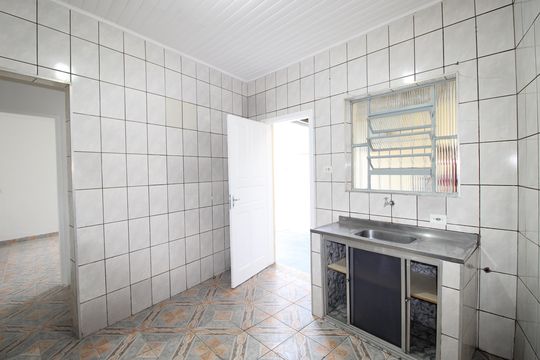 Cozinha de casa para alugar com 1 quarto, 40m² em Vila Norma, São Paulo